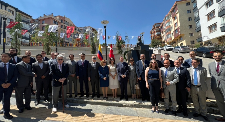 Actos conmemorativos en Türkiye con ocasión del 214 aniversario de la Independencia Nacional de Colombia