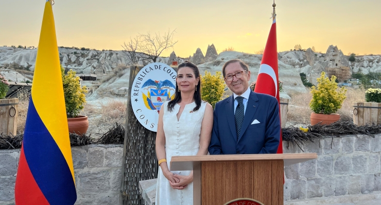 Actos conmemorativos en Türkiye con ocasión del 214 aniversario de la Independencia Nacional de Colombia