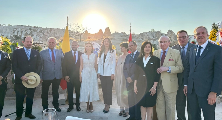 Actos conmemorativos en Türkiye con ocasión del 214 aniversario de la Independencia Nacional de Colombia