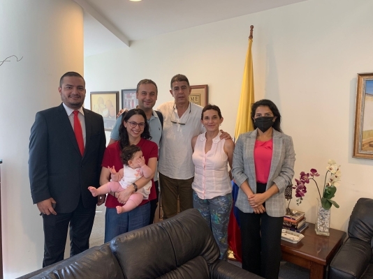 Colombianos accedieron a servicios y trámites consulares durante el Consulado Móvil realizado en Estambul los días 24 y 25 de junio de 2021